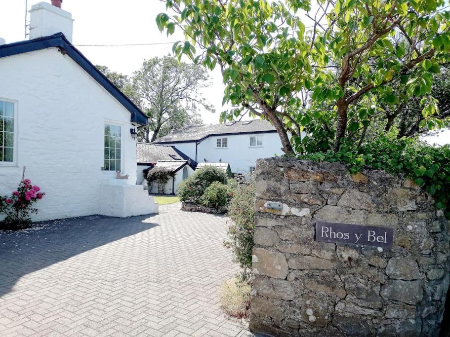 Rhos Y Bel Cottage Angelsey Llangadwaladr  المظهر الخارجي الصورة