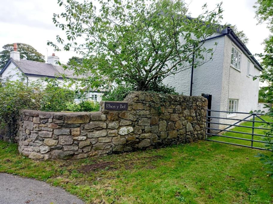 Rhos Y Bel Cottage Angelsey Llangadwaladr  المظهر الخارجي الصورة